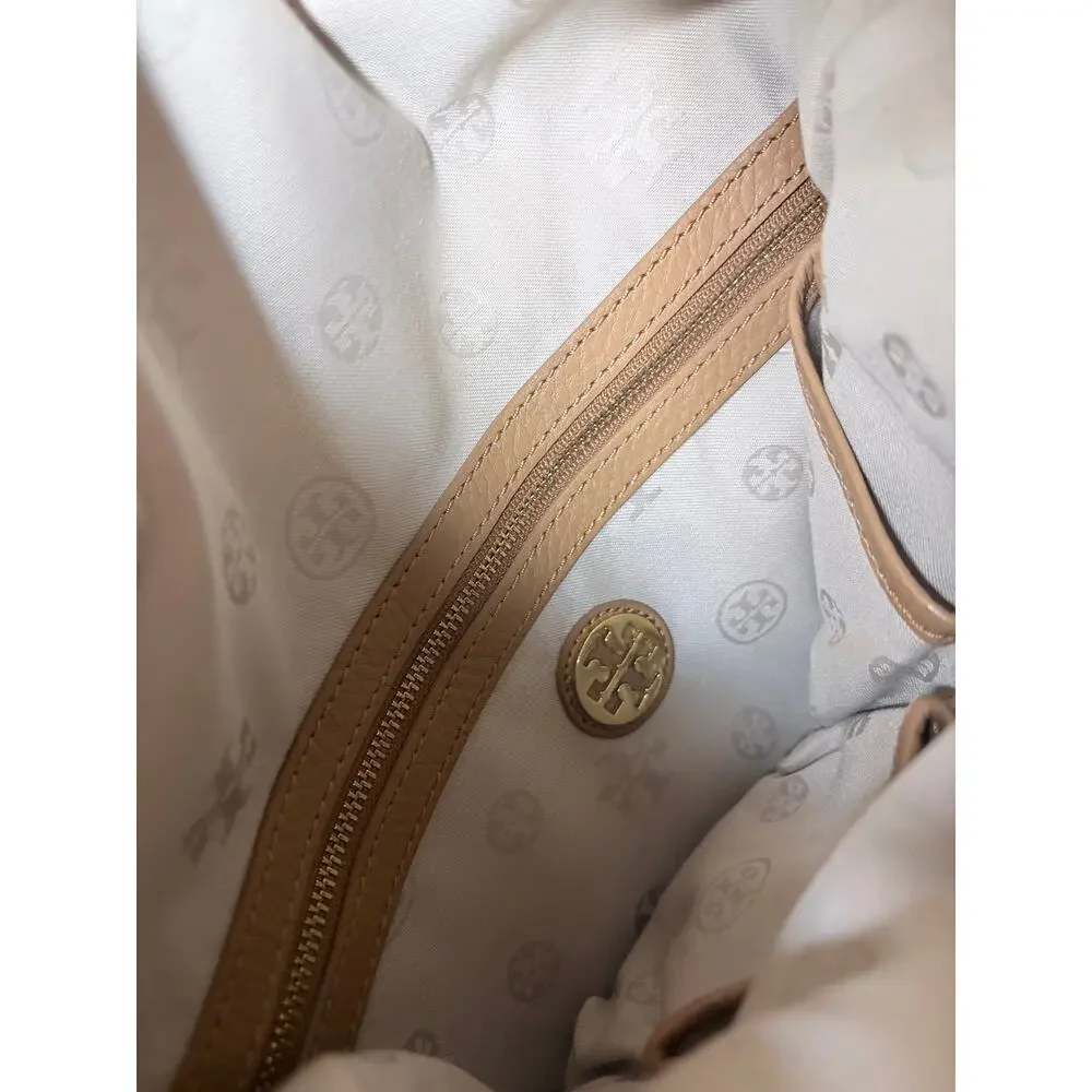 Tory Burch Amanda Fold-Over Crossbody Bag Tan Pebbled Leather Reva Medallion
